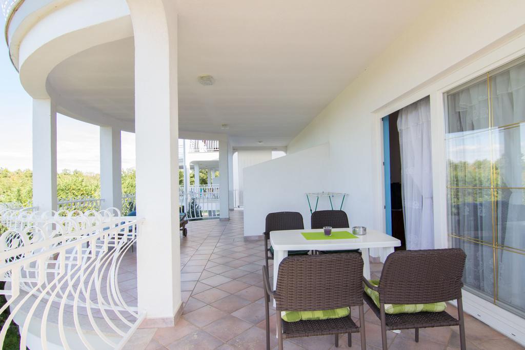 Wish Apartments Porec Room photo